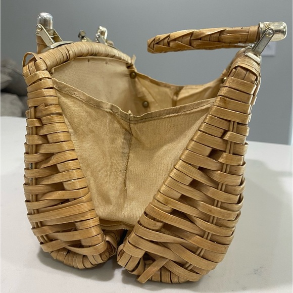 Vintage 1960s Wicker Handbag - Picture 4 of 9